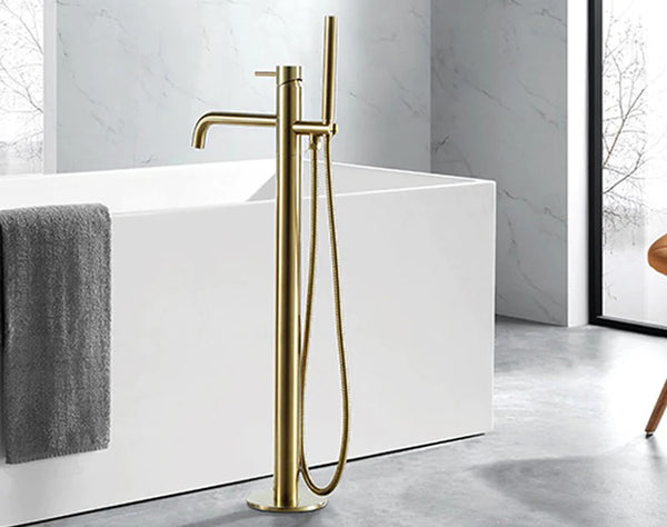 Gold freestanding bath tap