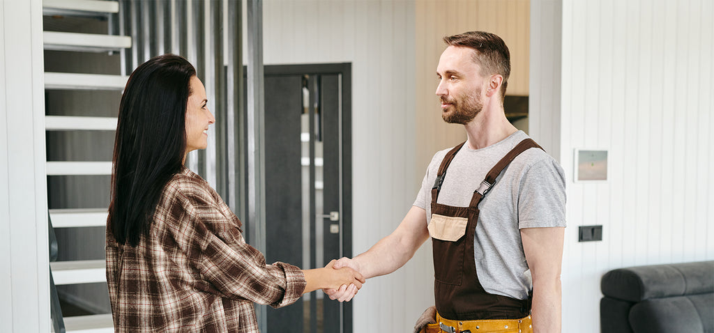 finalizing bathroom fitter