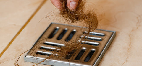 déboucher le drain de douche