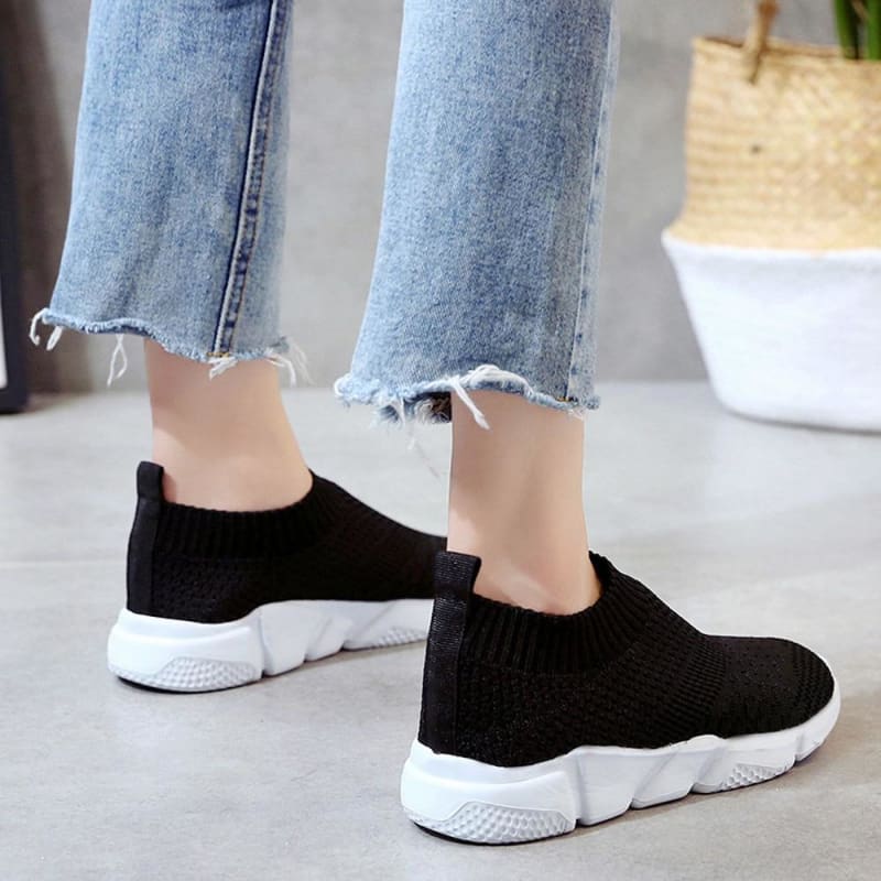 Breathable Elastic Cloth Slip On Women’s Flats