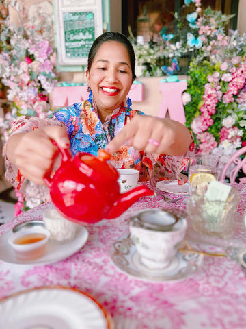 10 Etiquette Rules for Afternoon Tea - How to Properly Have Tea