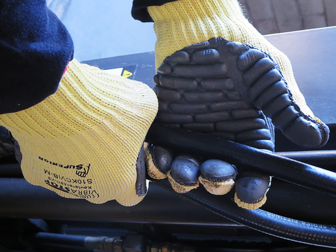 Grimes industrial Products group - Padded palm gloves