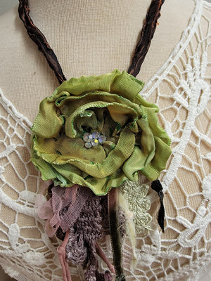 Fabric Flower Necklace | Nina | Flickr