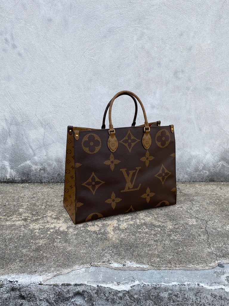 Monogram Reverse on The Go mm Book Tote Bag, Brown, One Size