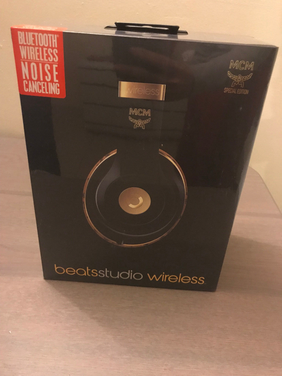 mcm beats studio wireless