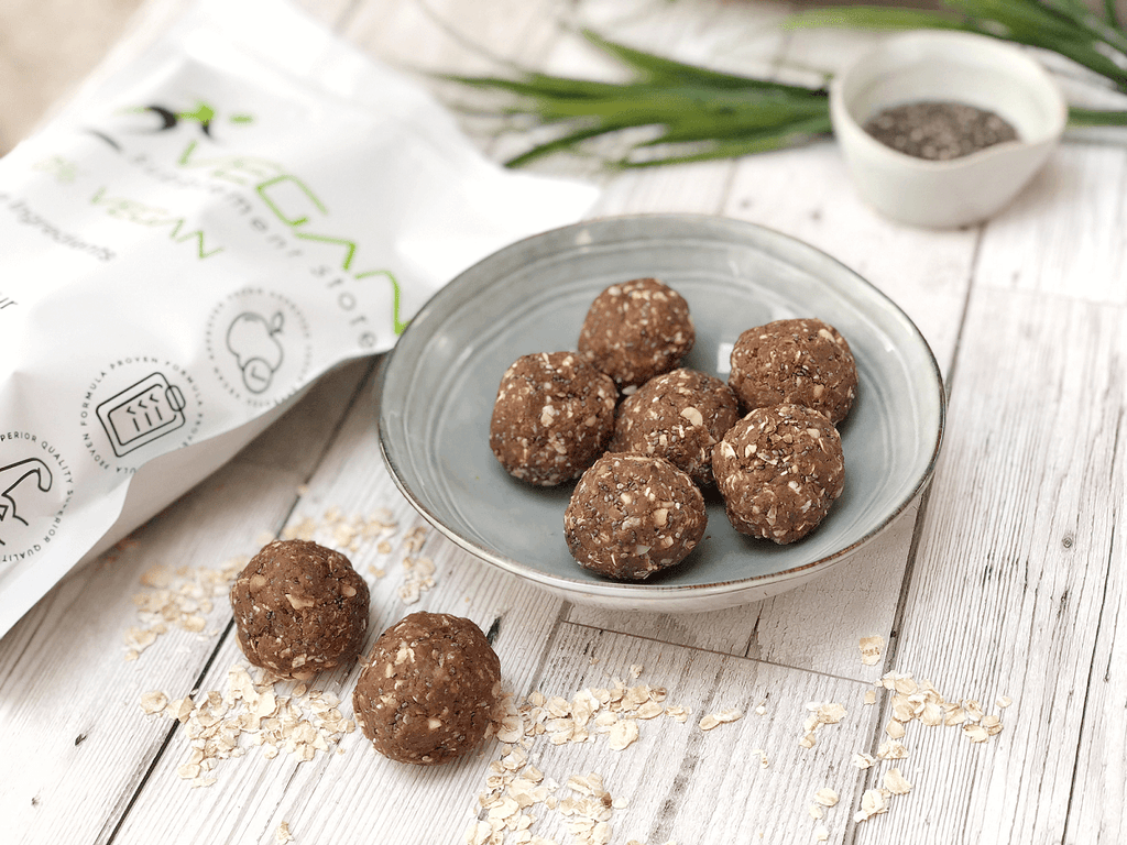 Delicious Chocolate And Peanut Butter Protein Balls