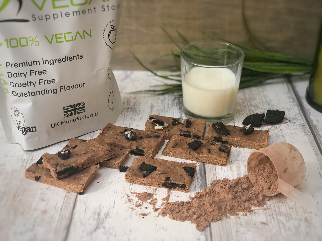 Cookies and Cream Protein Snack Bar