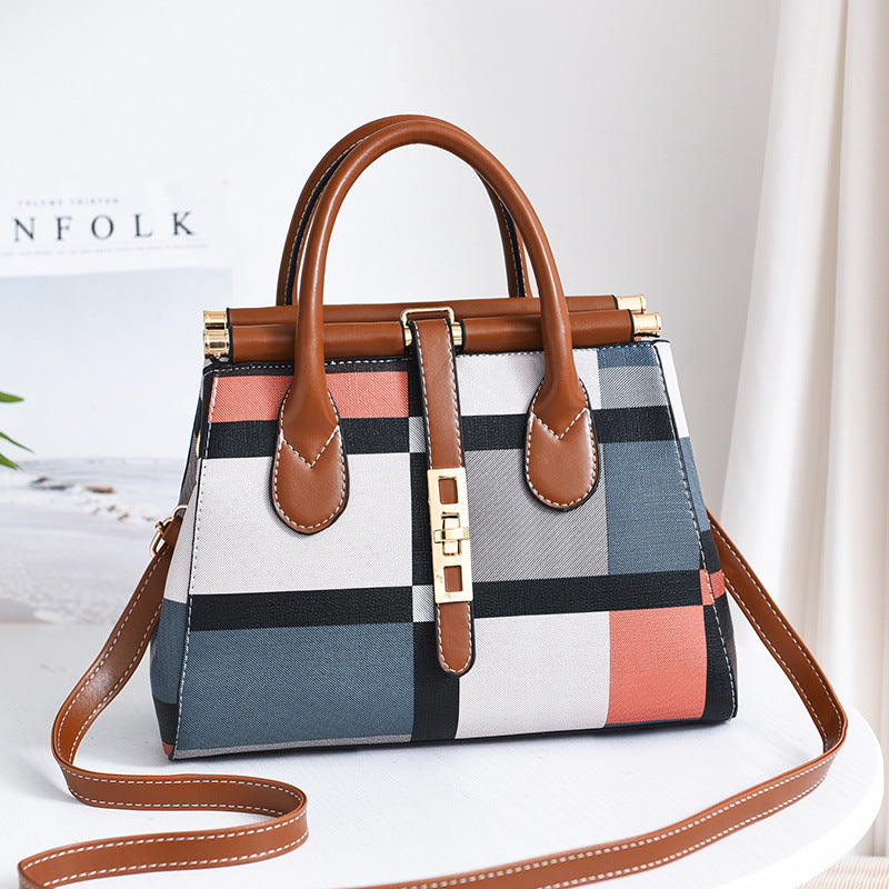 Large-Capacity Contrasted Fashion Shoulder Handbag | LampertLooks