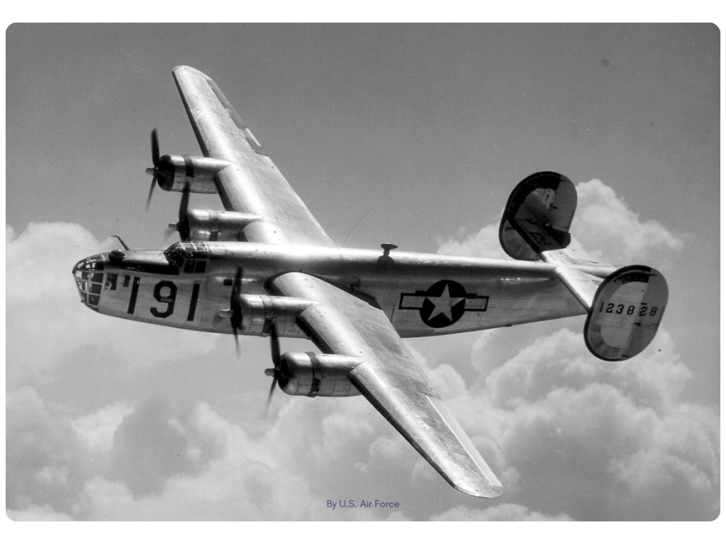 Un B-24 Liberator consolidado en el cielo