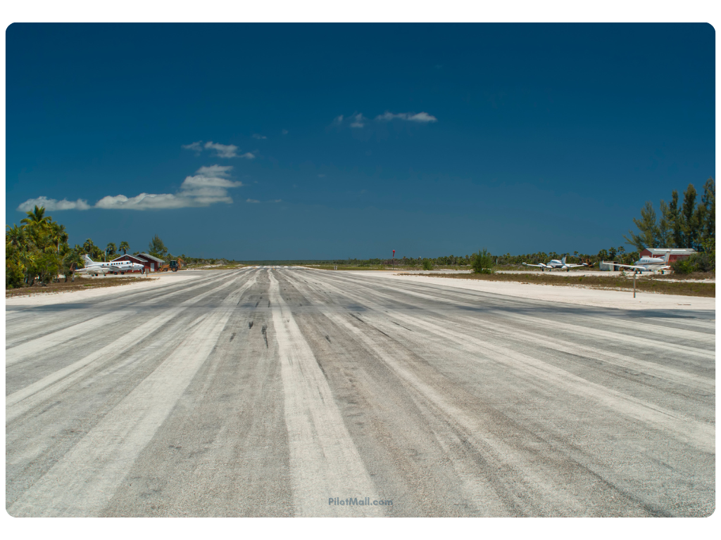 Bahamas Airport Runway - Pilot Mall