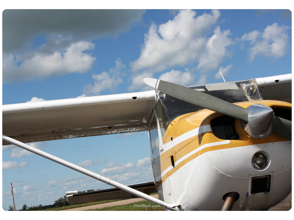 Closeup of single-engine Propeller Plane