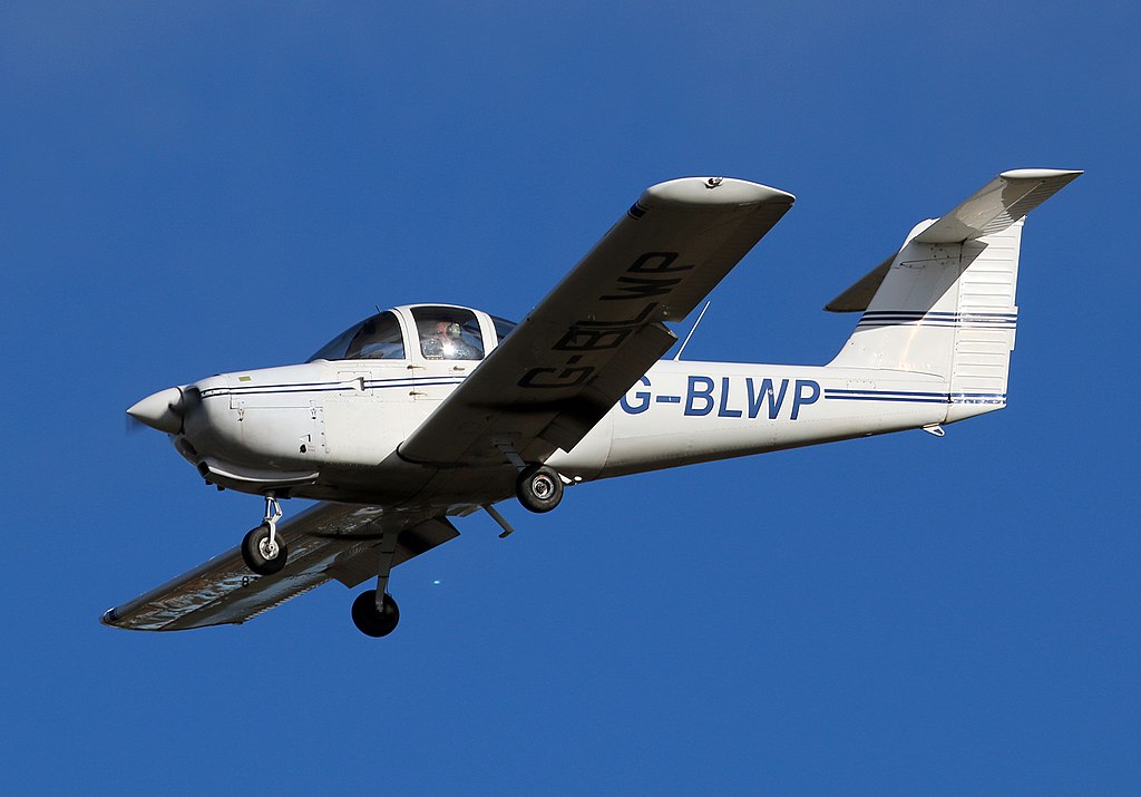 Piper Tomahawk II PA-38-112 by Wiltshiretspotter