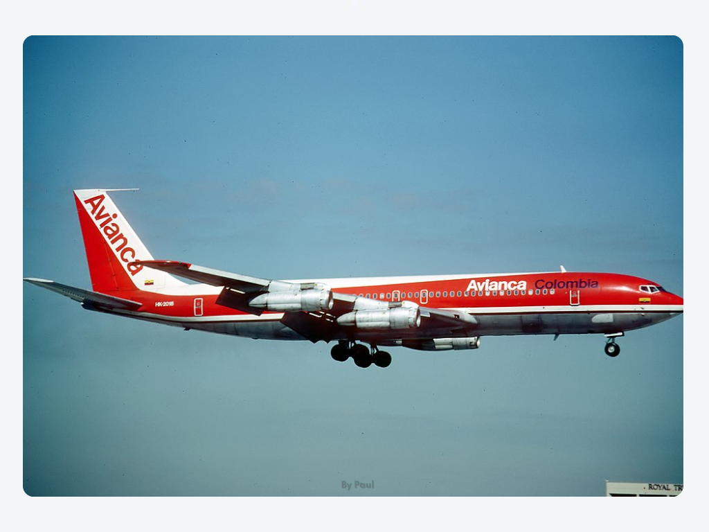 HK-2016, the Avianca Boeing 707 involved in the accident - By Paul
