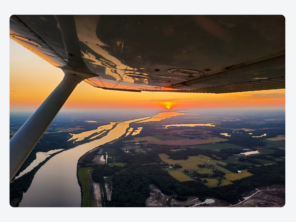 View of a Sunset From Inside a Cessna - Pilot Mall