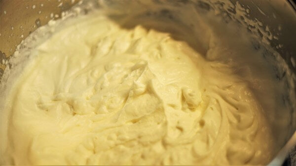 Whipped cream with stiff peaks