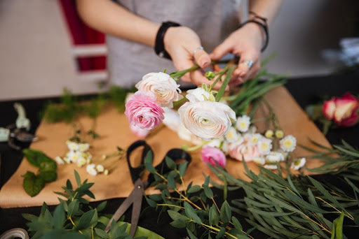 Customizing Valentines Day Flowers -Floristique SG