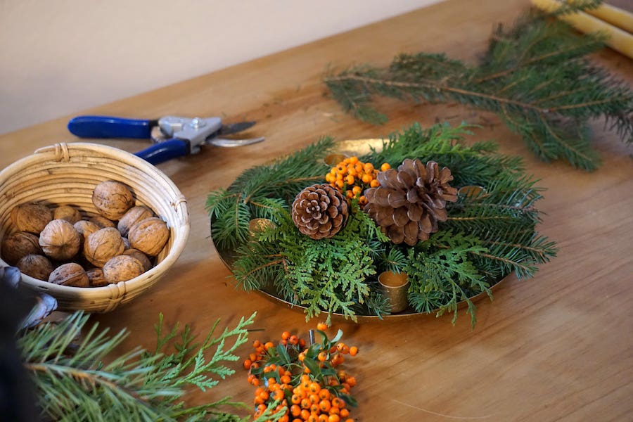 zweige für adventskranz deko