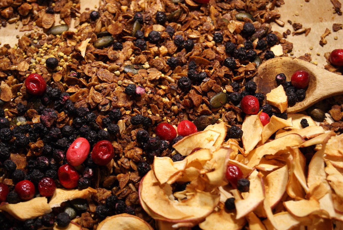 Knuspriges Granola