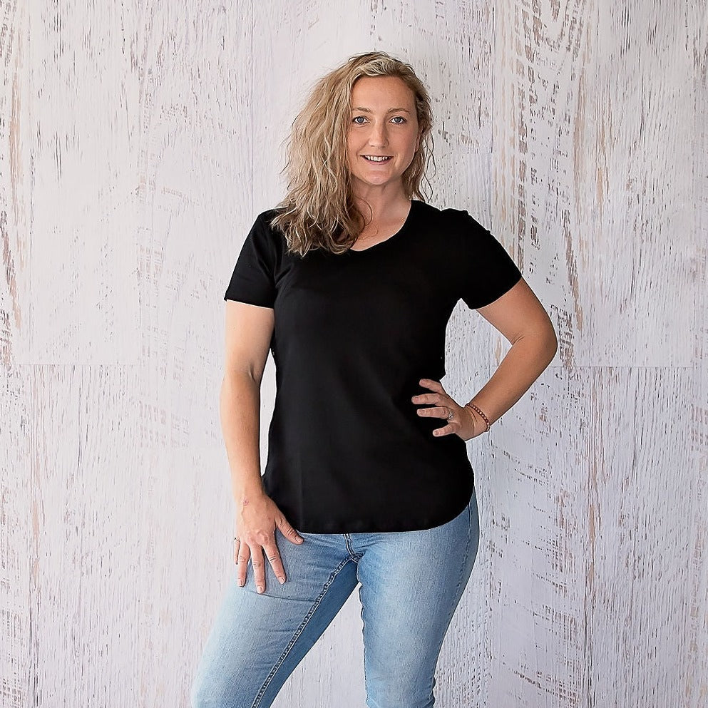 Ellie Tee Black - Breastfeeding & Maternity Top NZ | AUS – Flourish ...