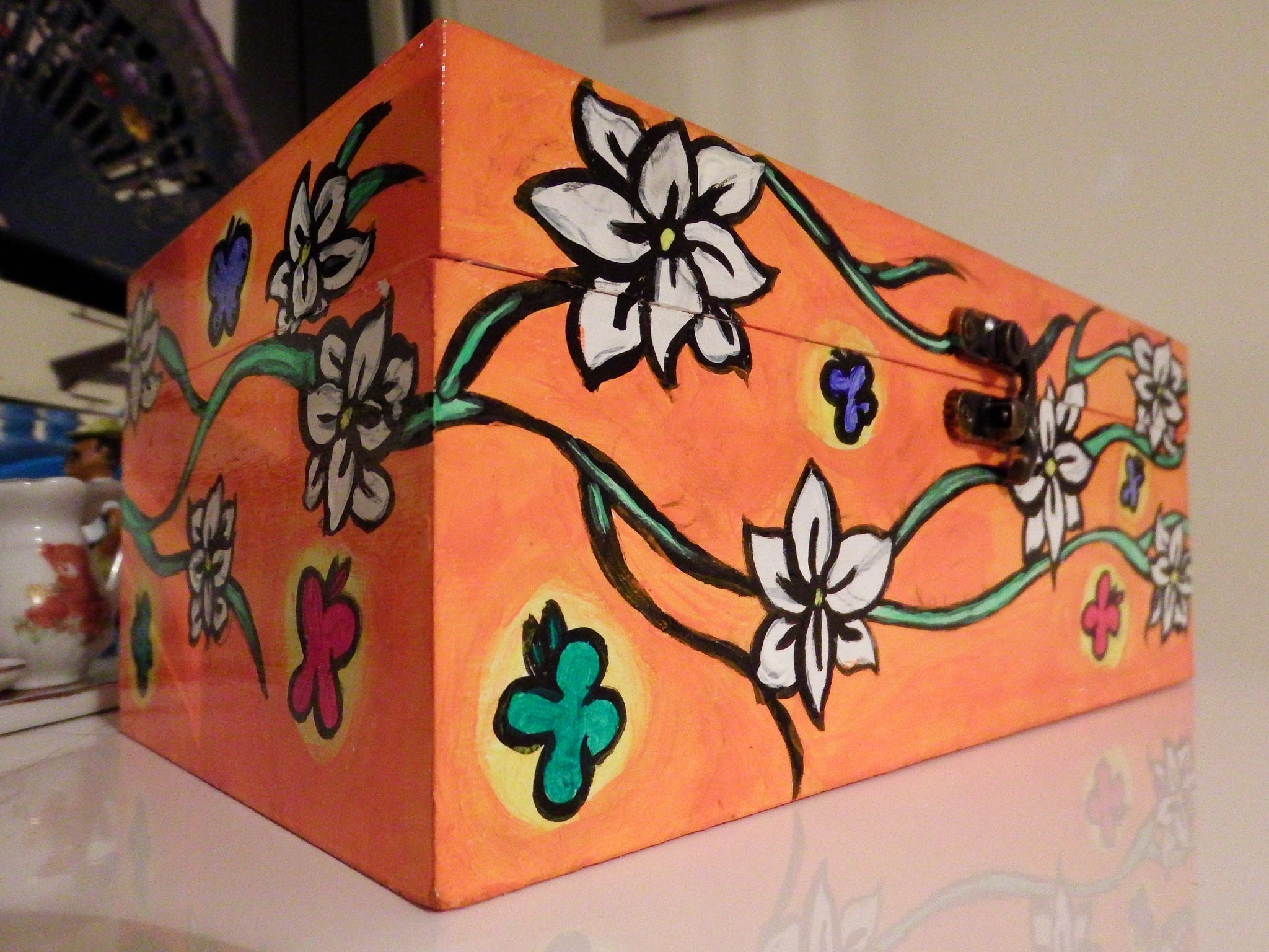 artsy sister,music box,art supplies