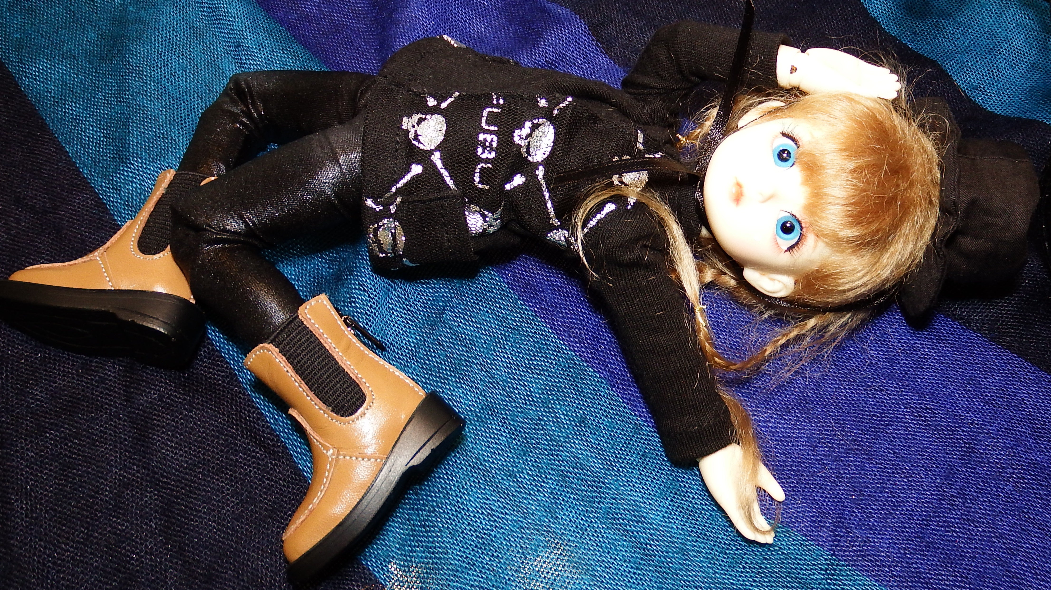 artsy sister BJD Skull Punk Photoshoot