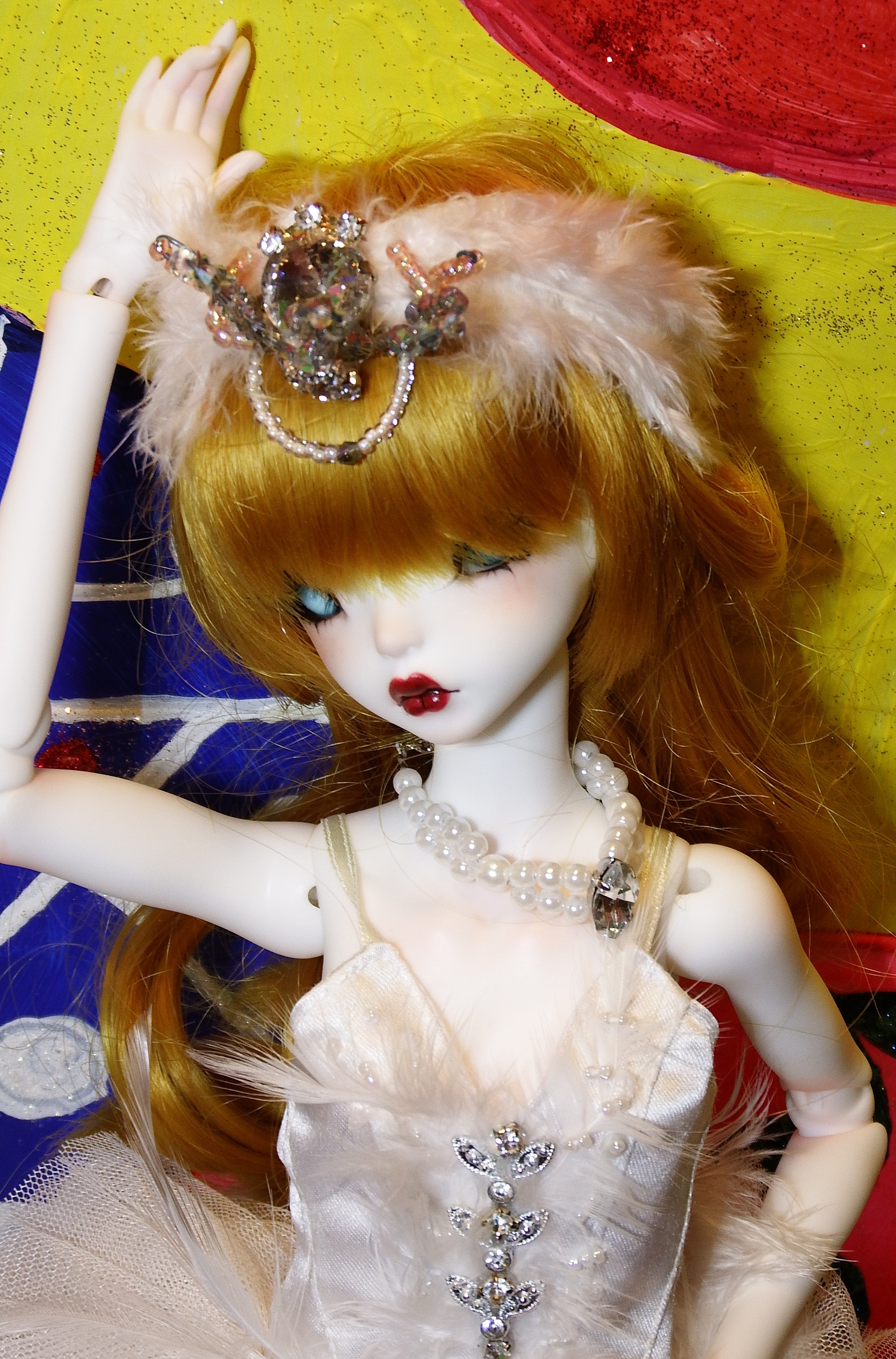 artsy sister Coral Reef White Swam Bjd Doll Photoshoot