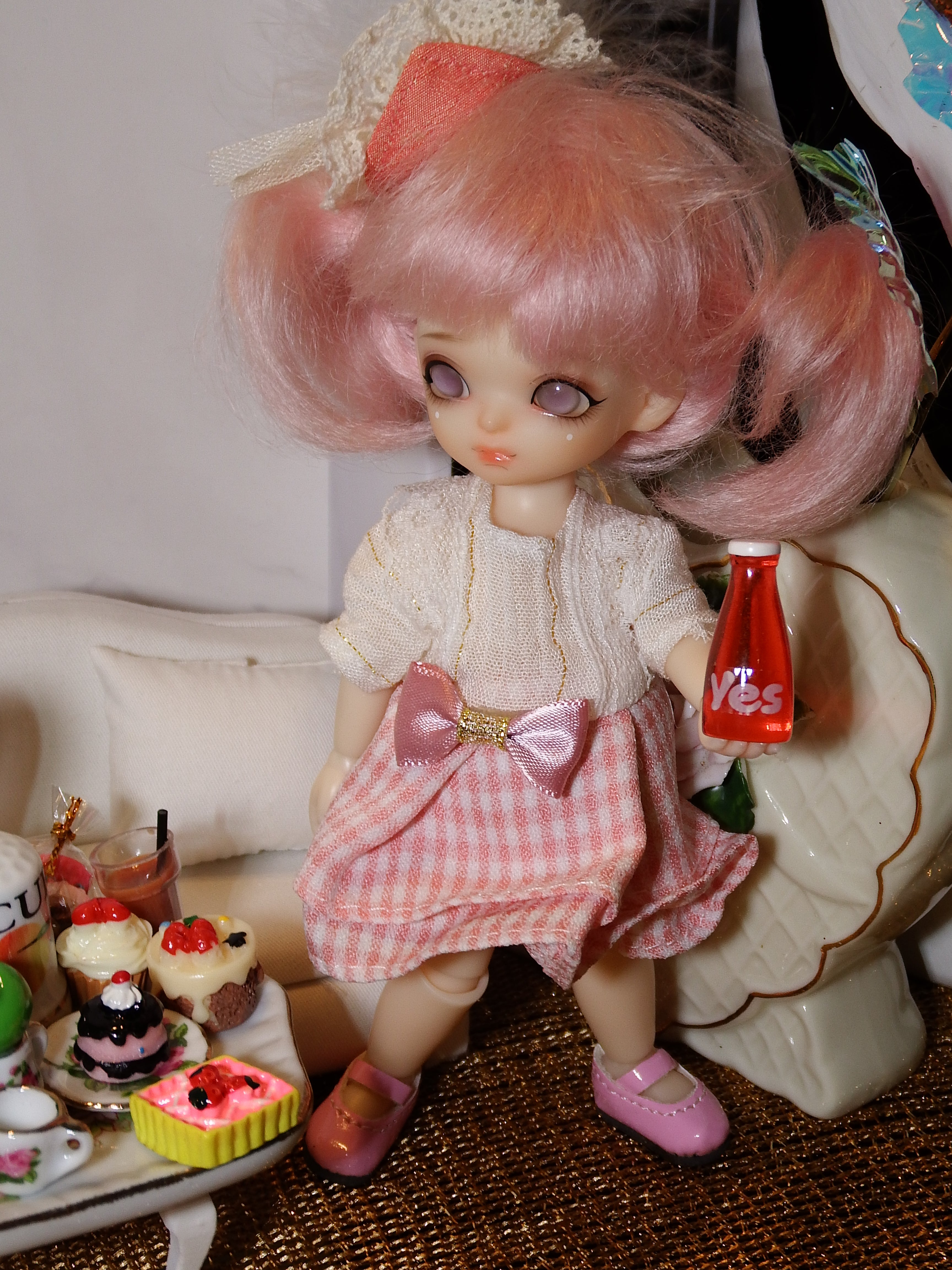 artsy sister Ringdoll in Pink Plaid Ribbon Dress