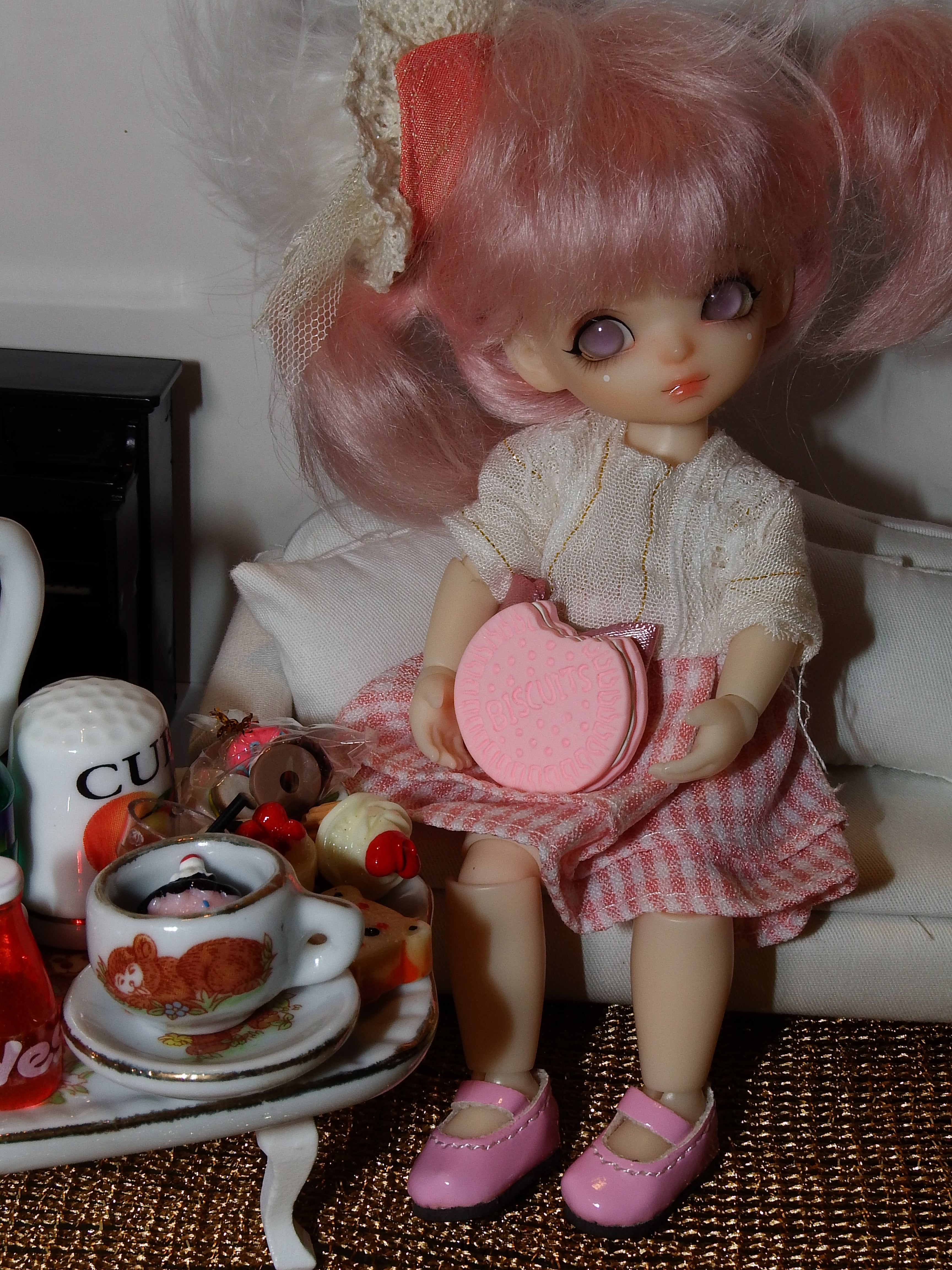 artsy sister Ringdoll in Pink Plaid Ribbon Dress