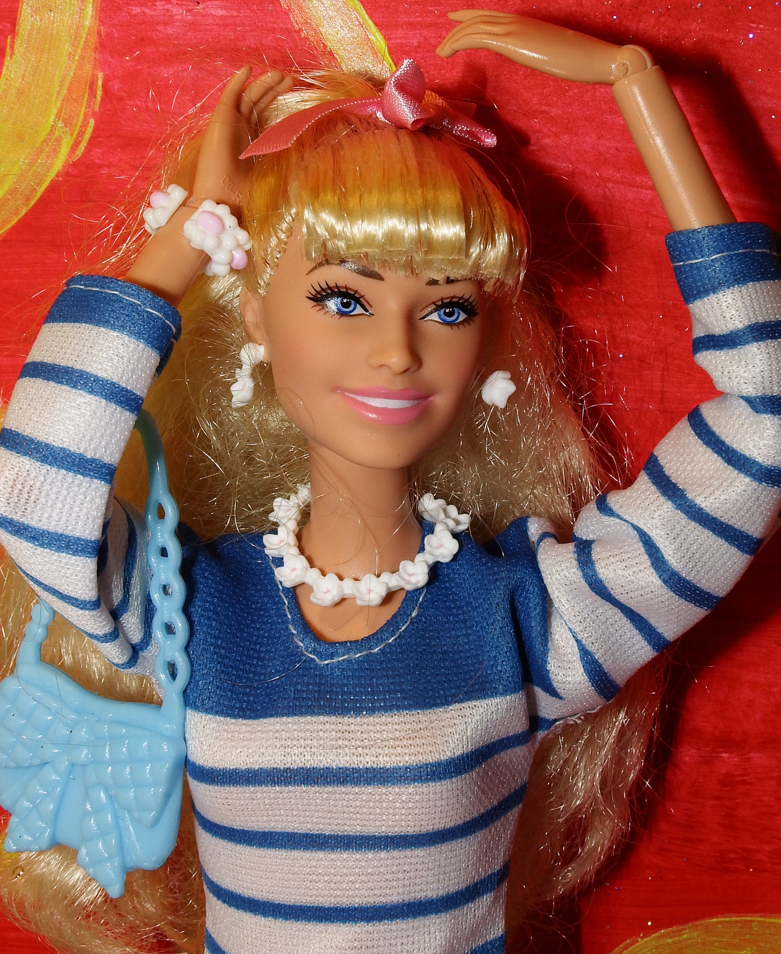 artsy sister barbie blue 23