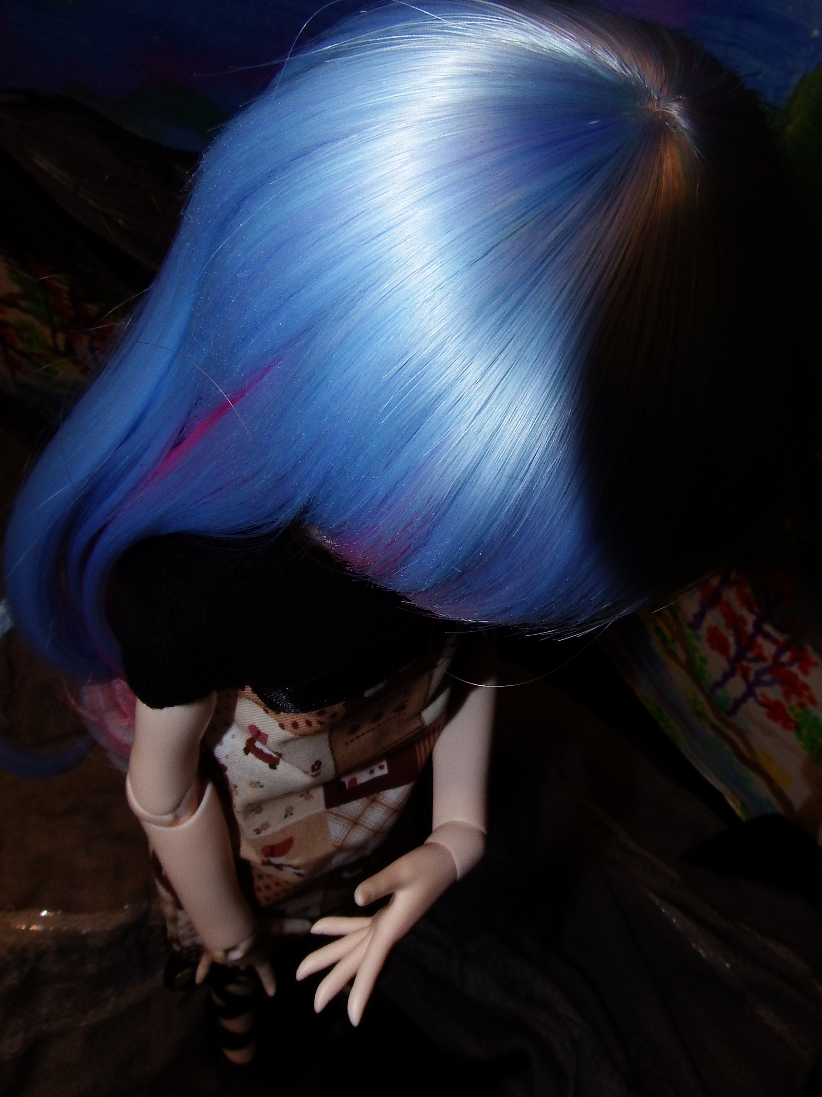 blue hair, bjd doll, artsy sister