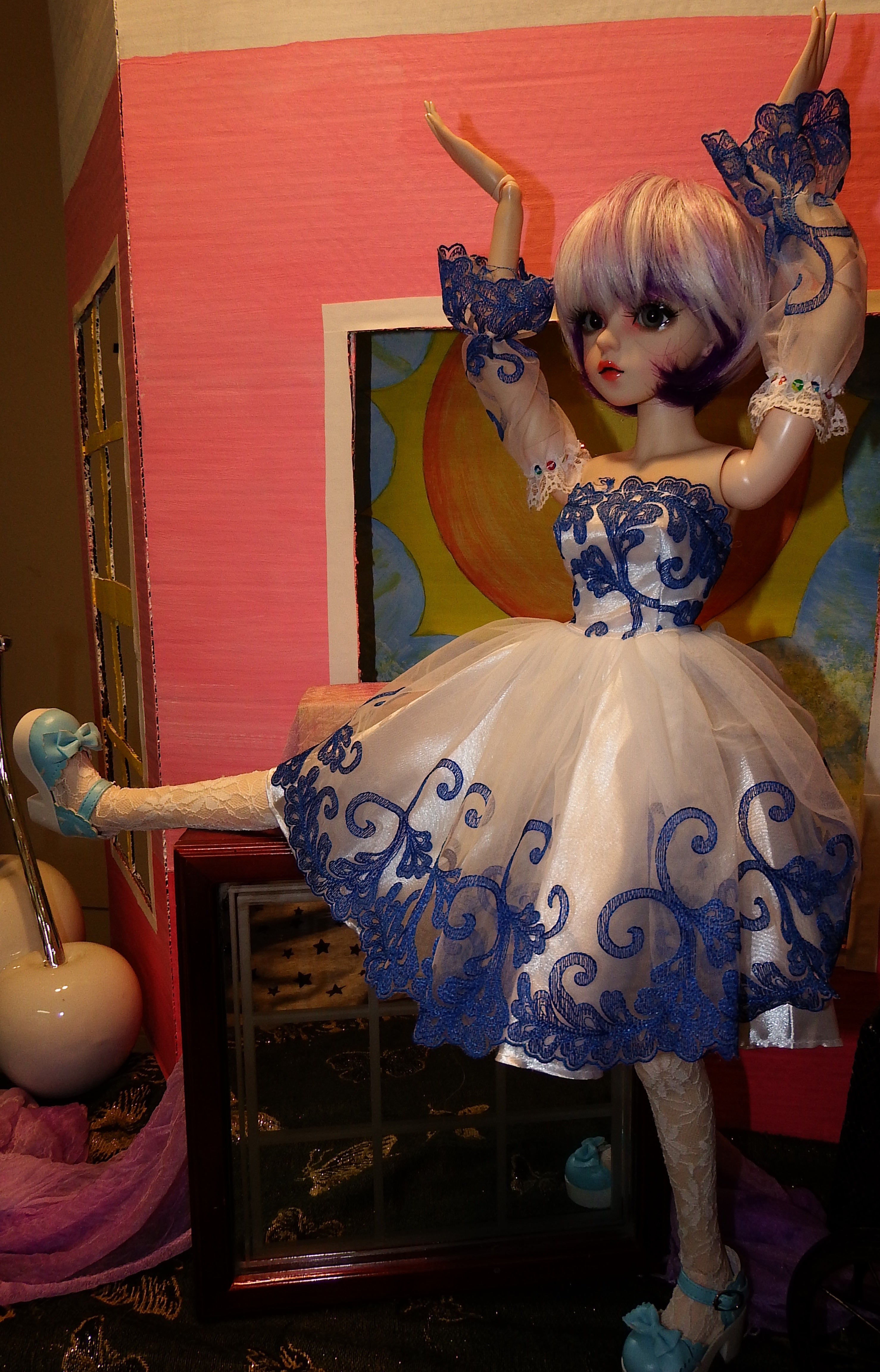 artsy sister, bjd doll, photoshoot