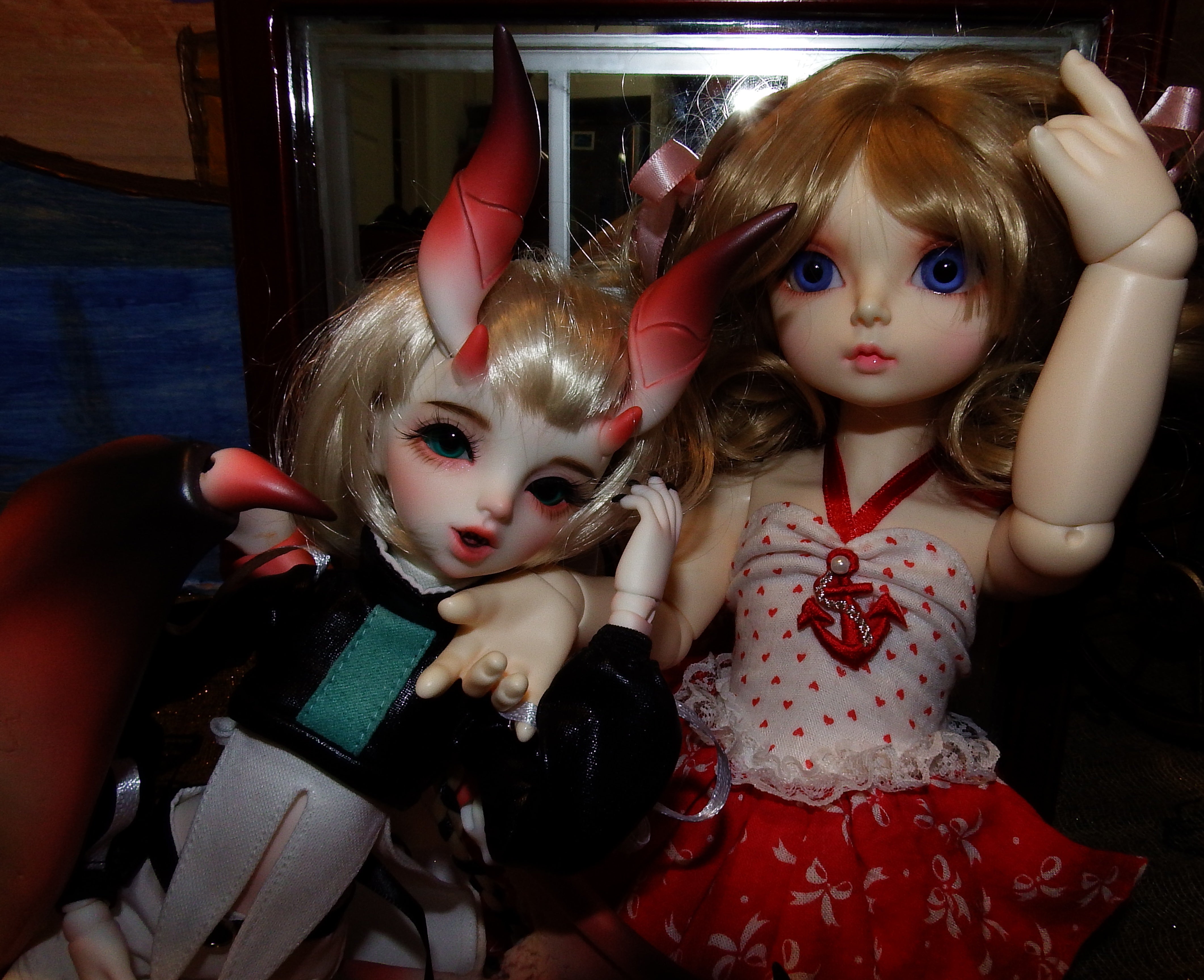 artsy sister, bjd, doll