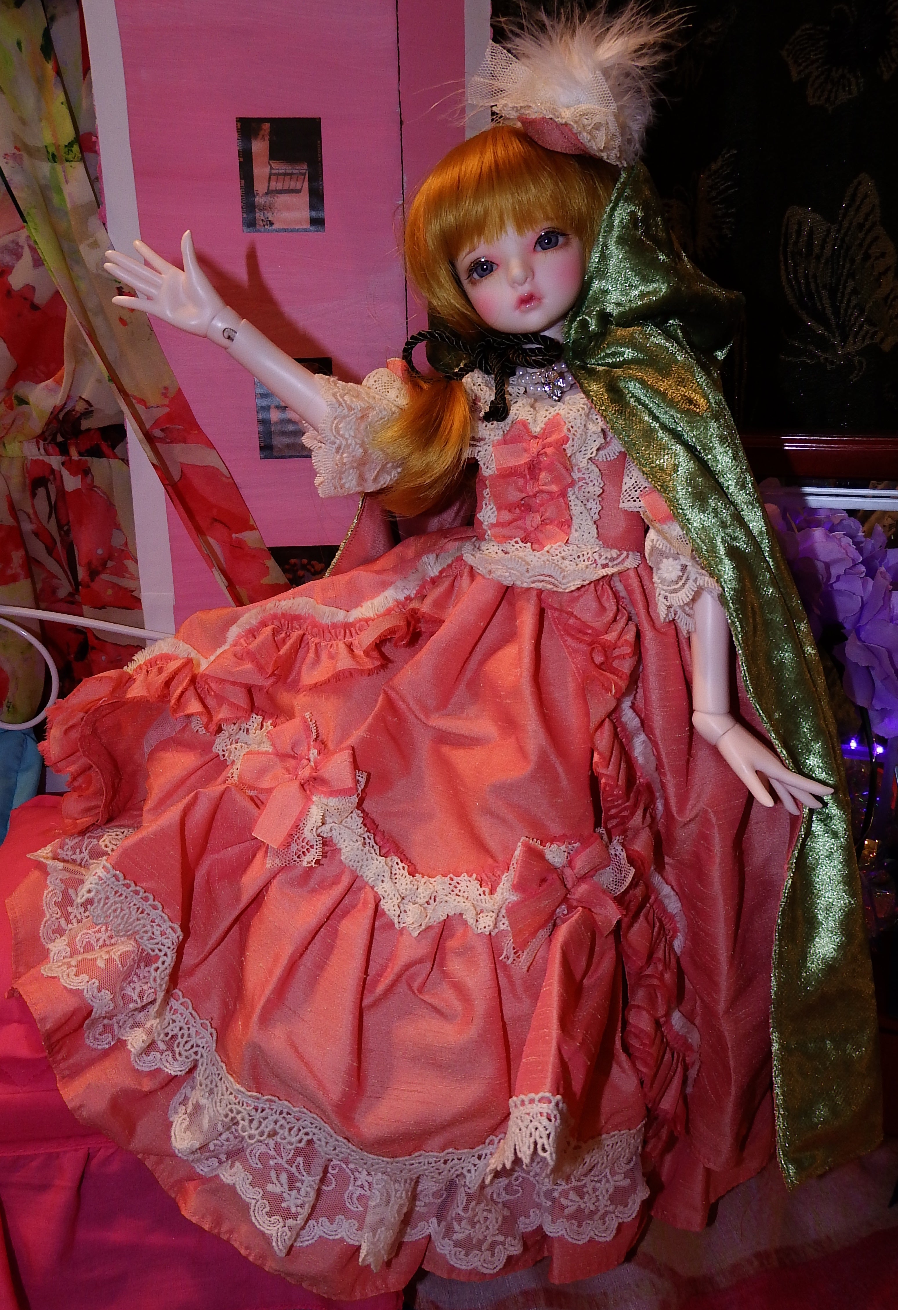 artsy sister, bjd doll, pink dress
