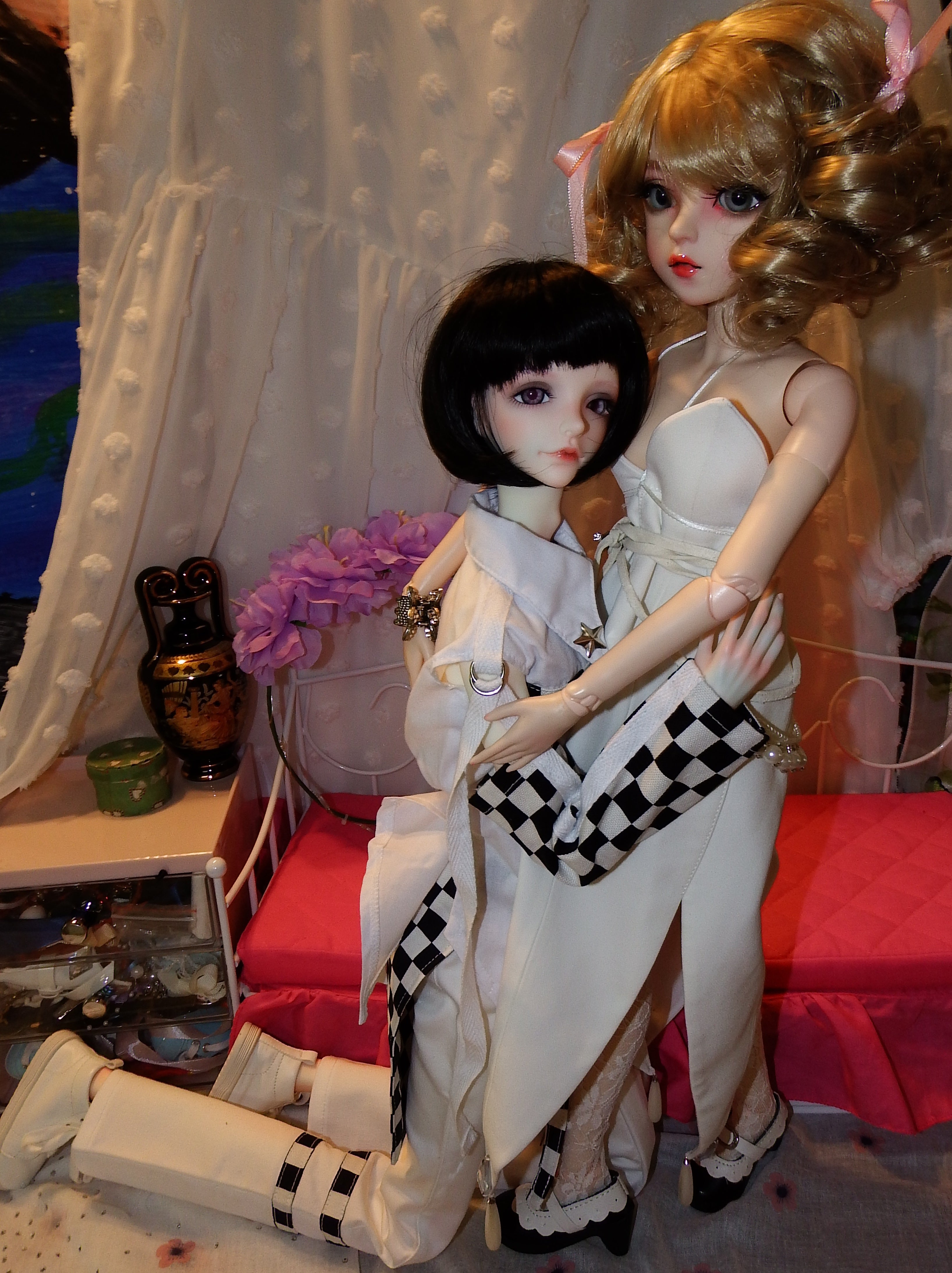 artsy sister, bjd, dolls