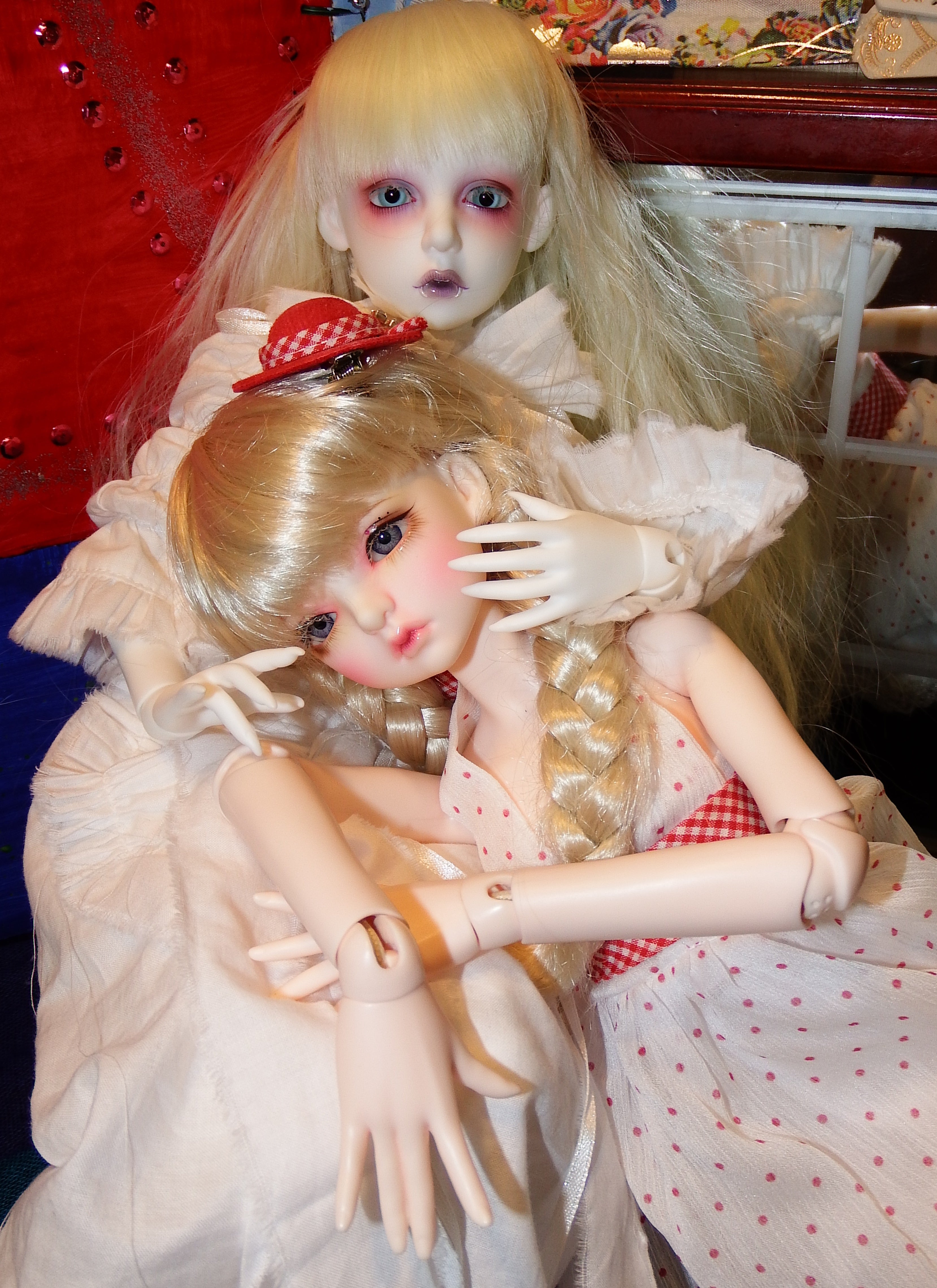 artsy sister, bjd, dollmore