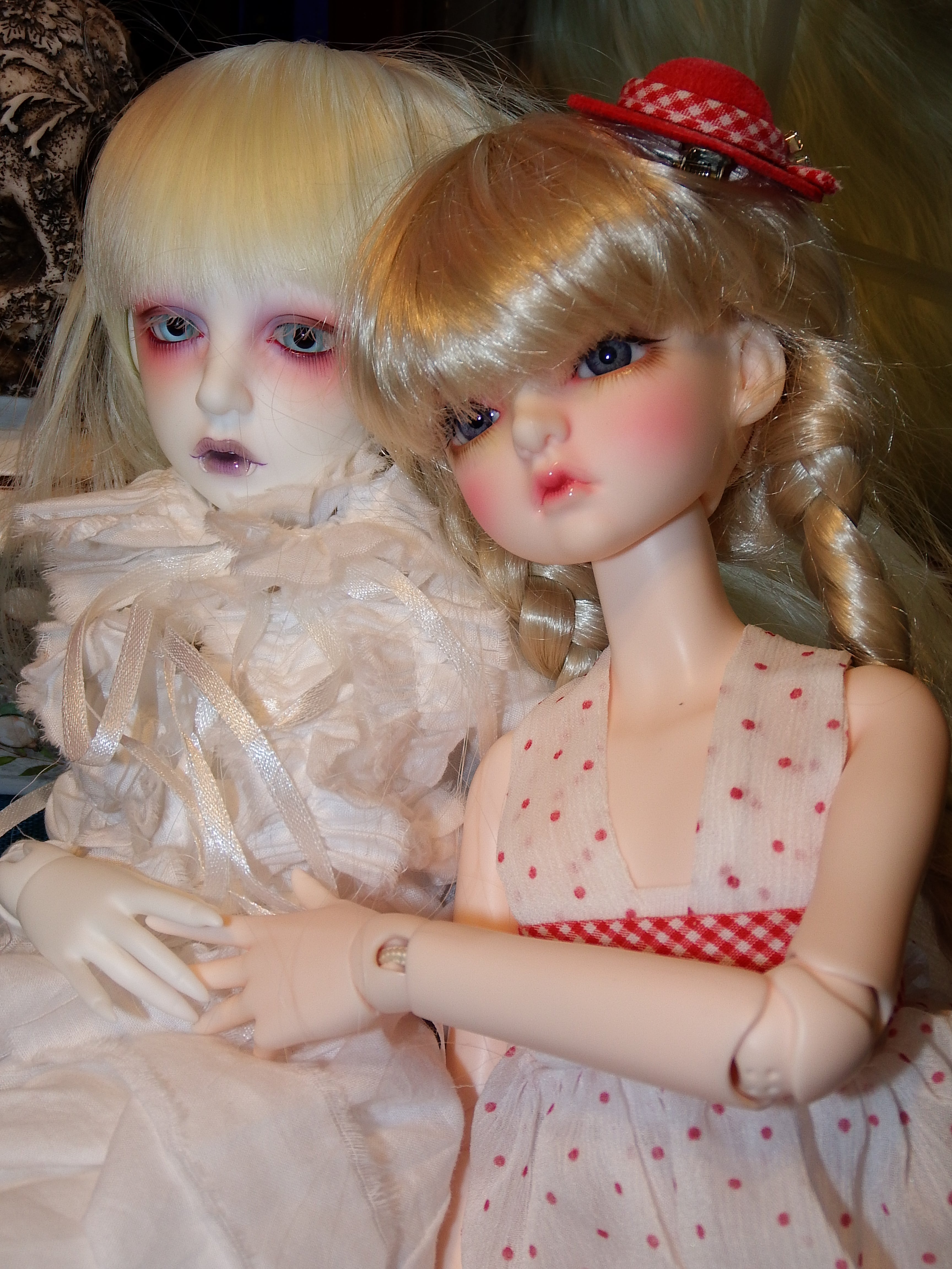 artsy sister, bjd, dollmore