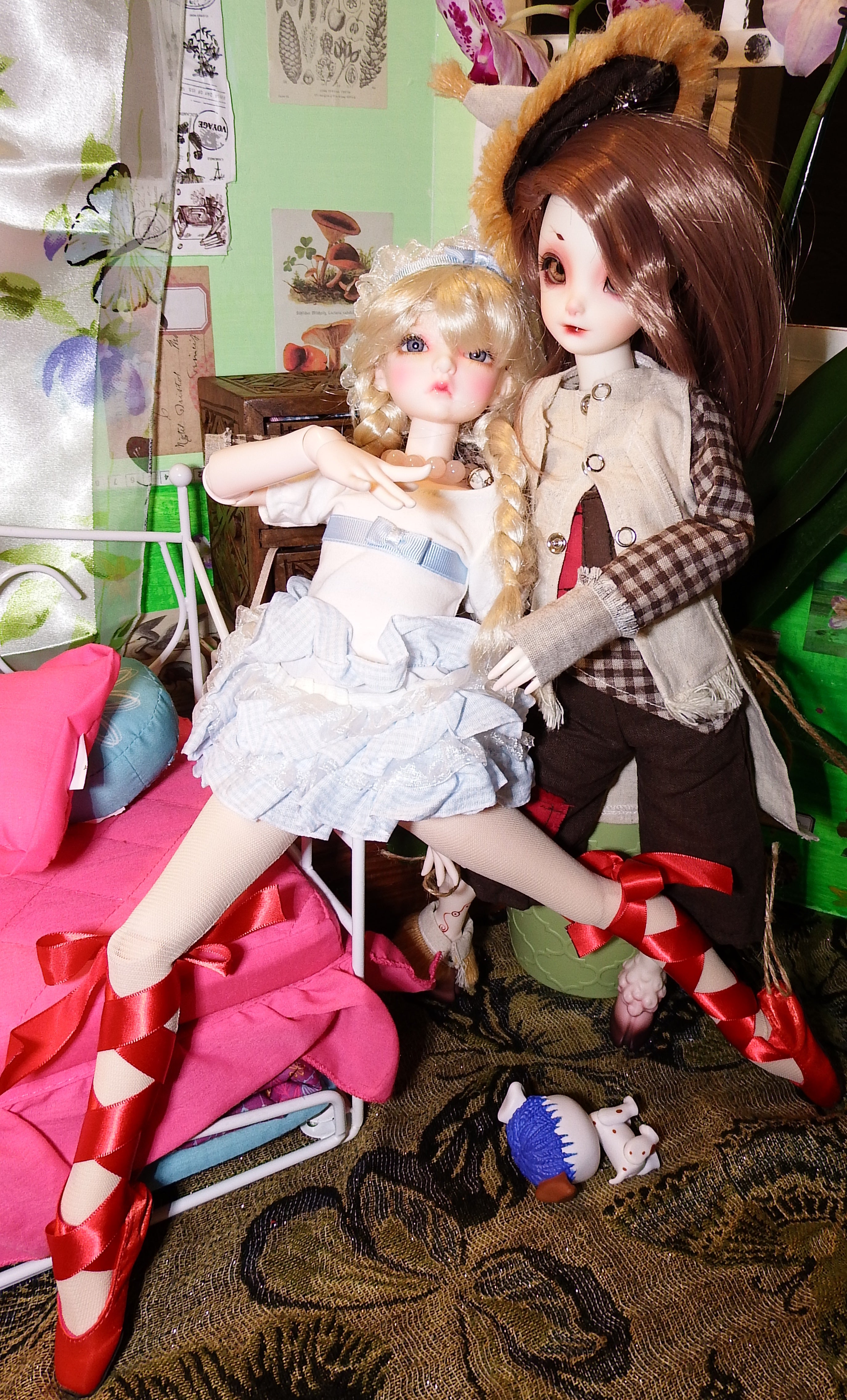 artsy sister, bjd, dolls