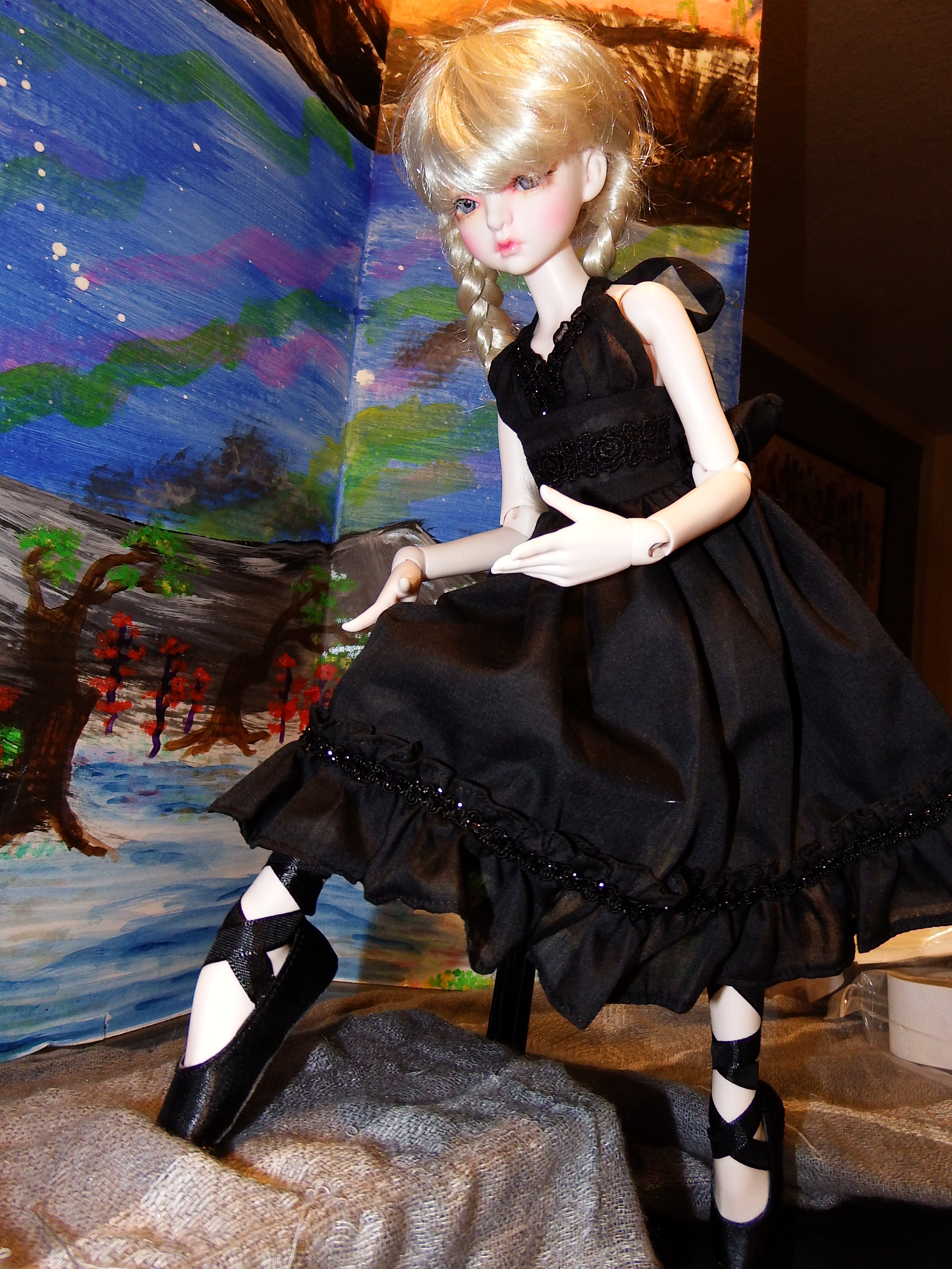 artsy sister, fashion doll, ballet doll
