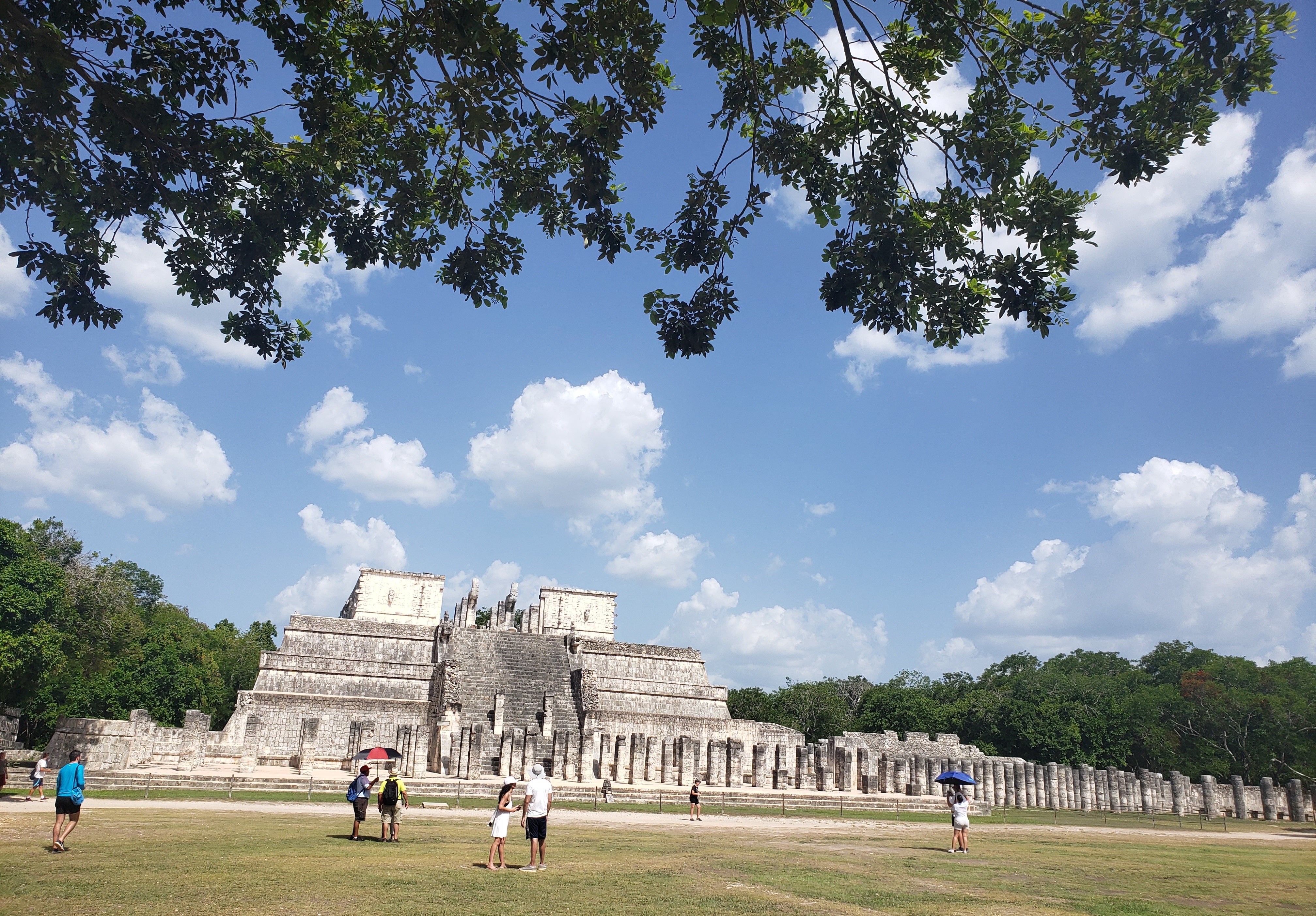 artsy sister, chichen itza, traveling