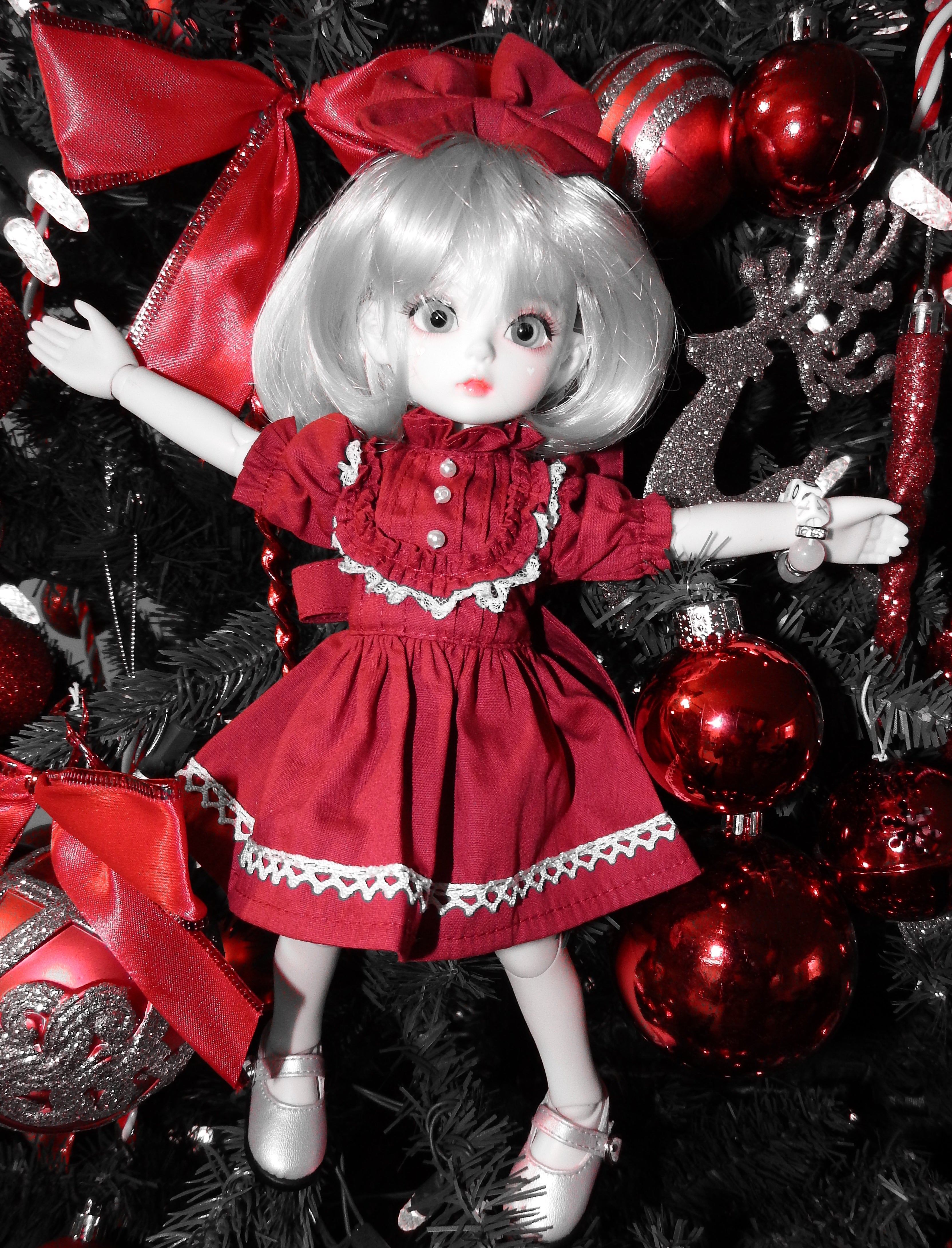 artsy sister, christmas doll, xmas doll