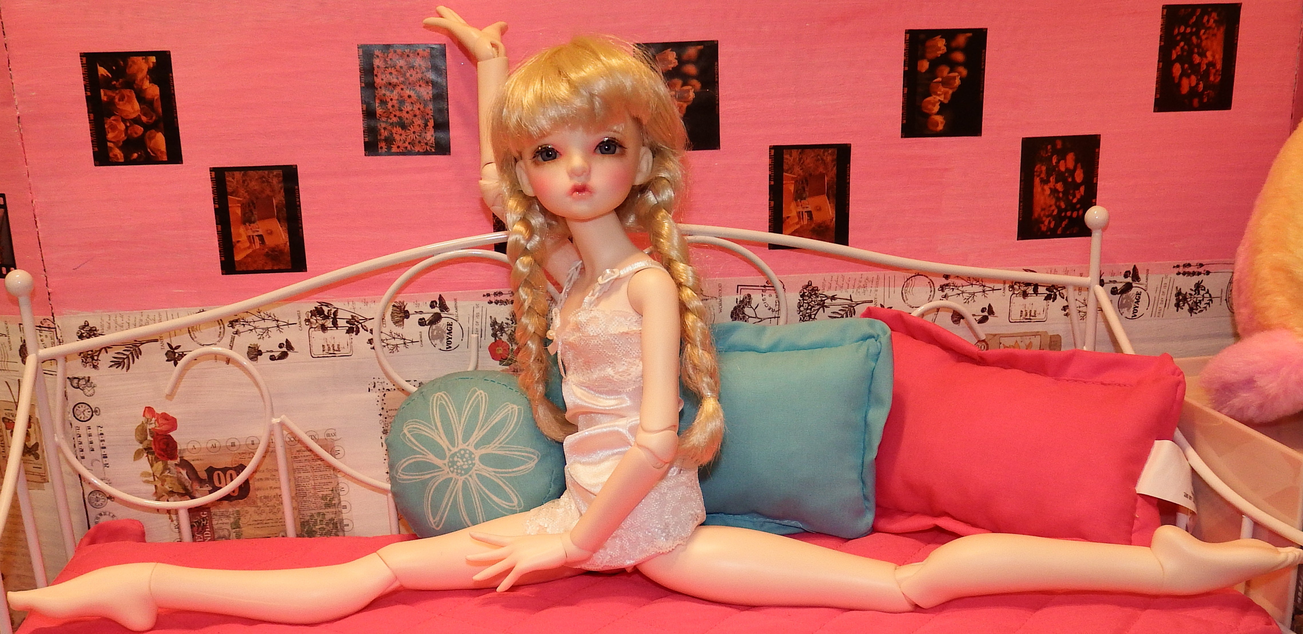 artsy sister, pajamas, bjd cute