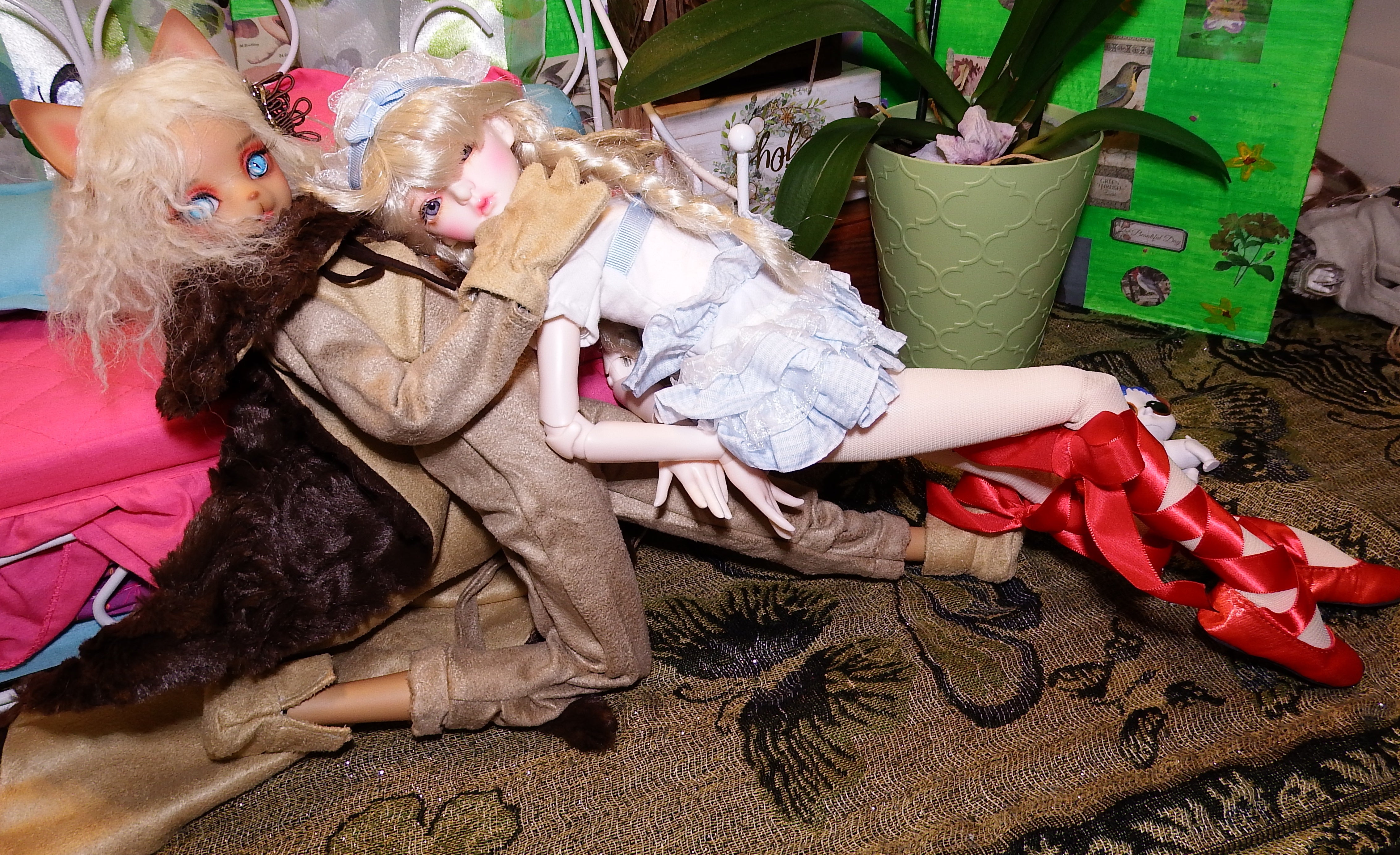 artsy sister, bjd, dolls