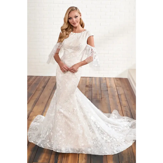 New Arrival Modest A-line Plus Size Wedding Dress MW812