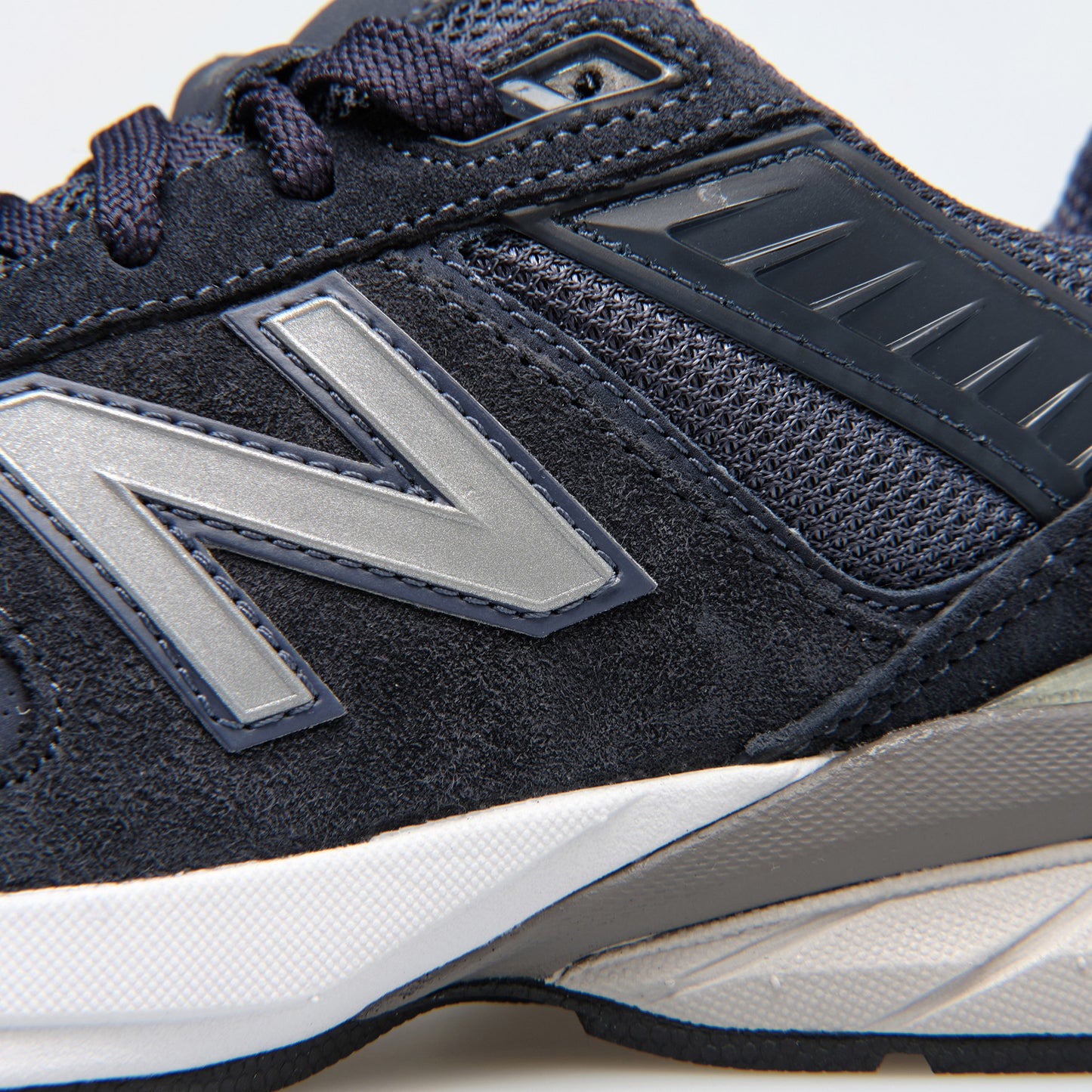 New Balance Sneakers 990V5 - GC990NV5 - Women's Collection – REPOKER®