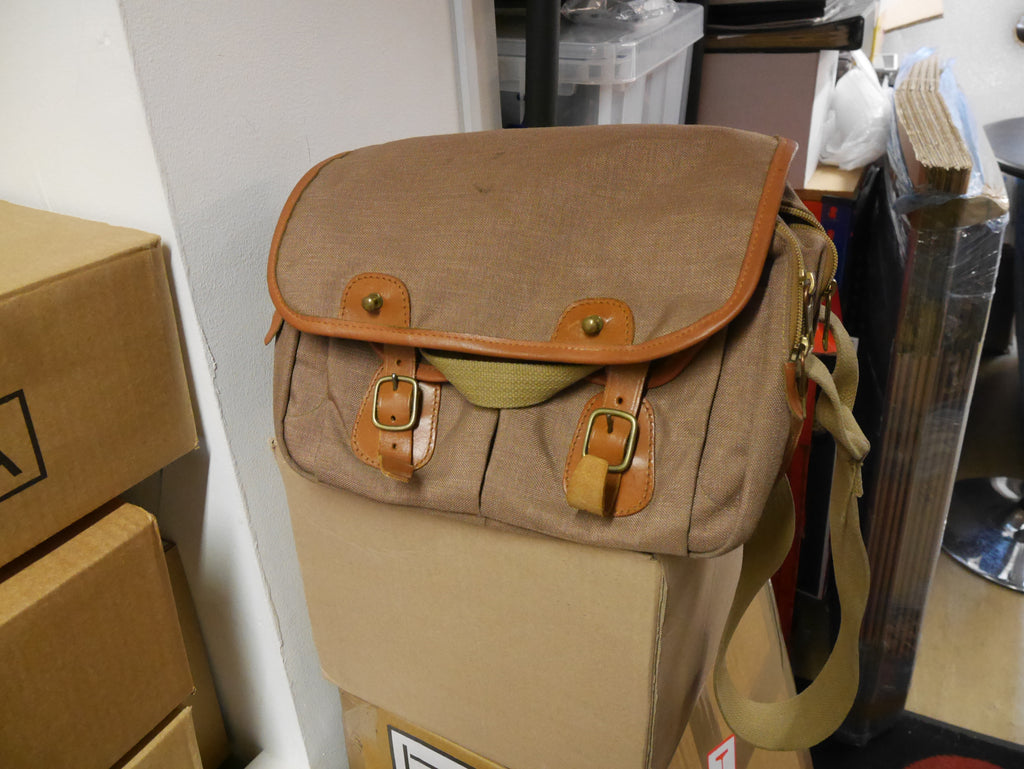 Ivor Cooper’s old vintage Billingham bag. Likely a ‘330’ bag.