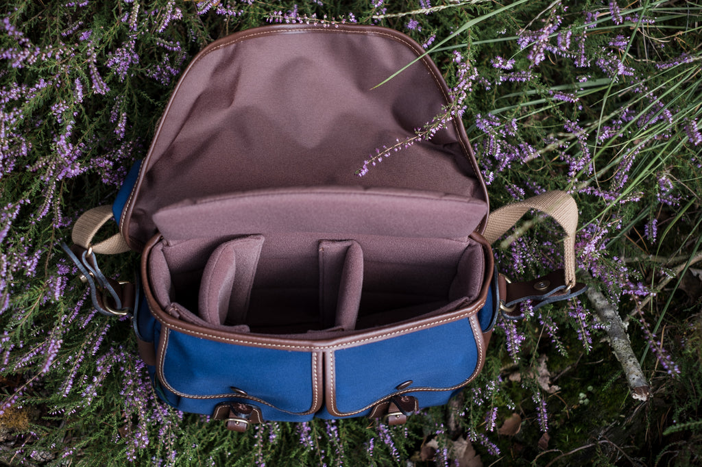 The inside of a Billingham Hadley Small Pro Camera Bag (Navy Canvas / Chocolate Leather). Photo by Robert Paul Jansen.