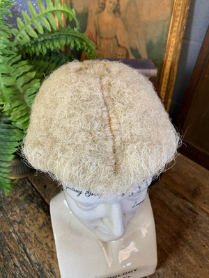A traditional Ravenscroft judge’s wig