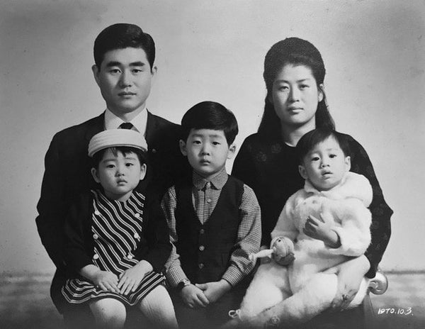 Sunny Kang, mother and Mother of Earth Therapeutics with her family