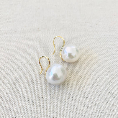 Round Pearl on Hook