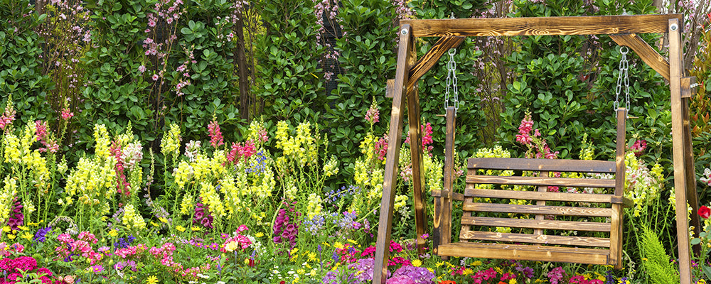 ideas-for-a-woodland-garden-wooden-swing-set